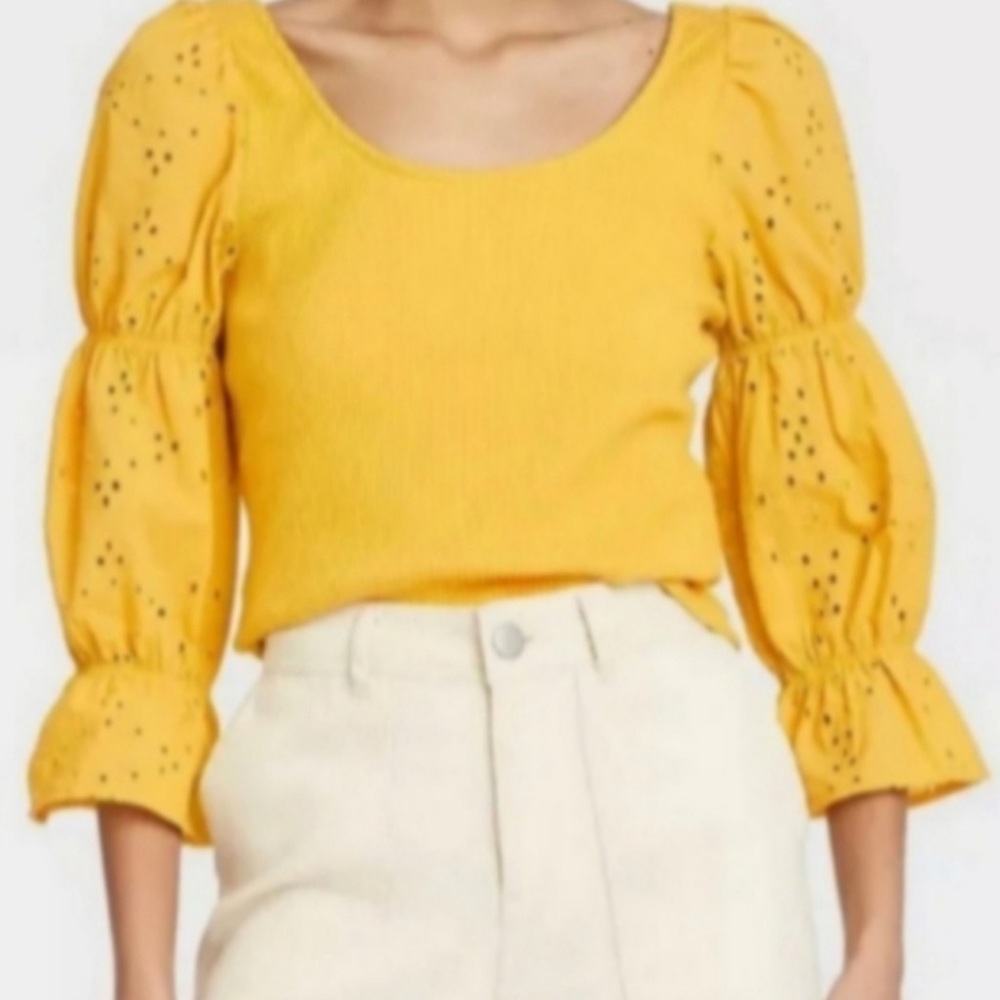 Who What Wear Yellow Ribbed Eyelet Sleeve Top in Super Lemon, size Large, NWT